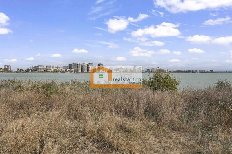 Mamaia, vedere directa lac, pretabil proiect Horeca, P+4E